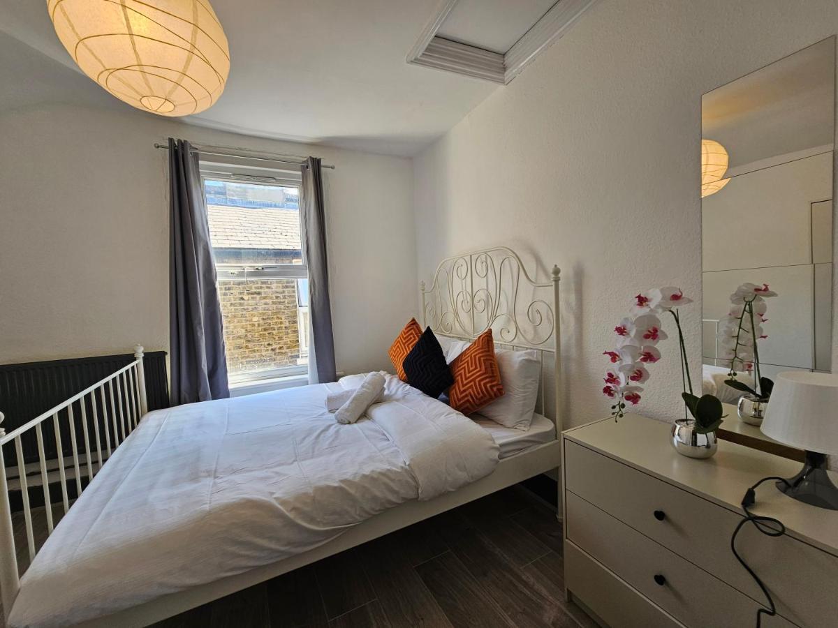לונדון Family Room Near Queen Mary College מראה חיצוני תמונה