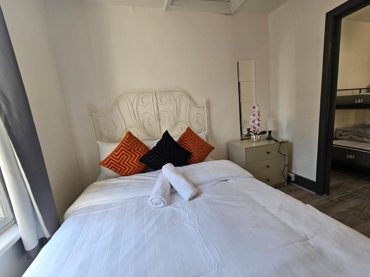 לונדון Family Room Near Queen Mary College מראה חיצוני תמונה