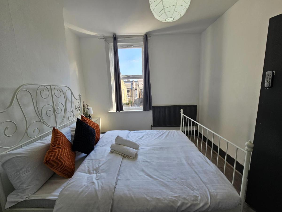 לונדון Family Room Near Queen Mary College מראה חיצוני תמונה
