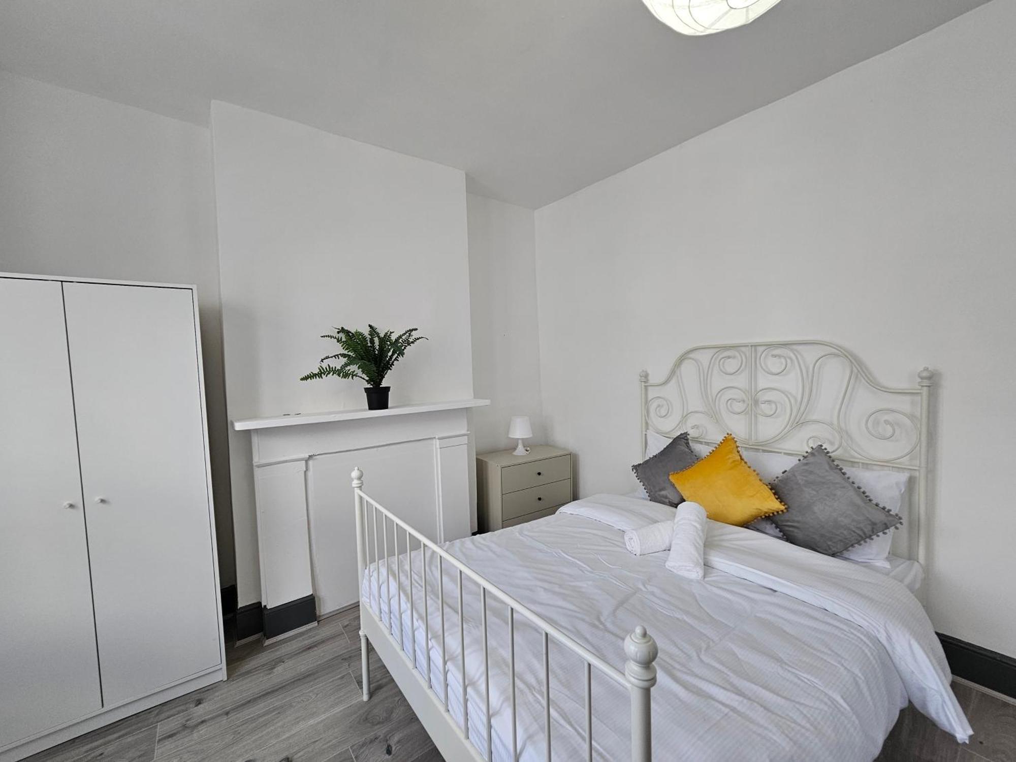 לונדון Family Room Near Queen Mary College מראה חיצוני תמונה